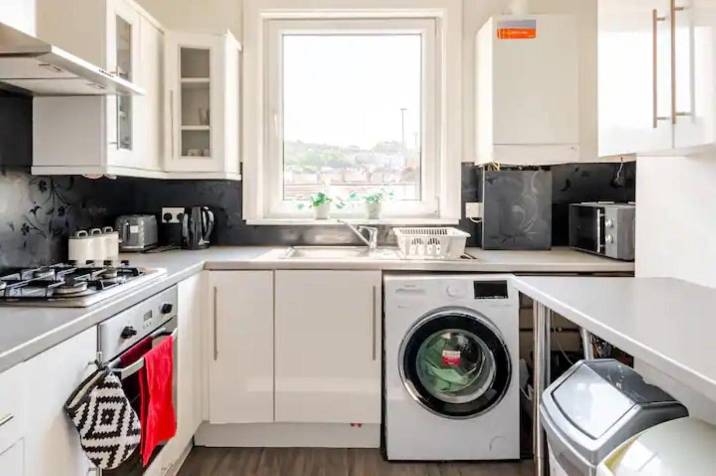 Castle View 2 Bedroom Apartment In Town Centre Hastings Exterior photo