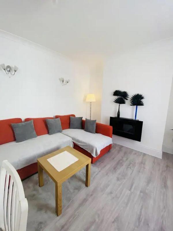 Castle View 2 Bedroom Apartment In Town Centre Hastings Exterior photo