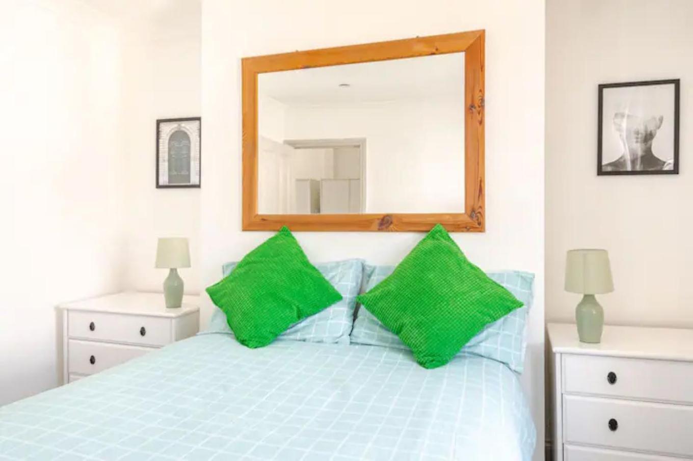 Castle View 2 Bedroom Apartment In Town Centre Hastings Exterior photo